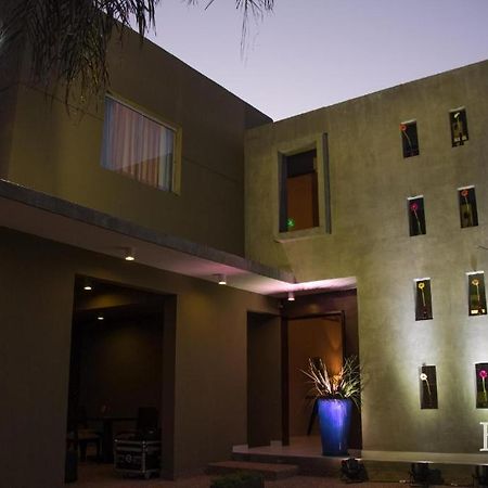 Faro Norte Suites Асунсьон Экстерьер фото
